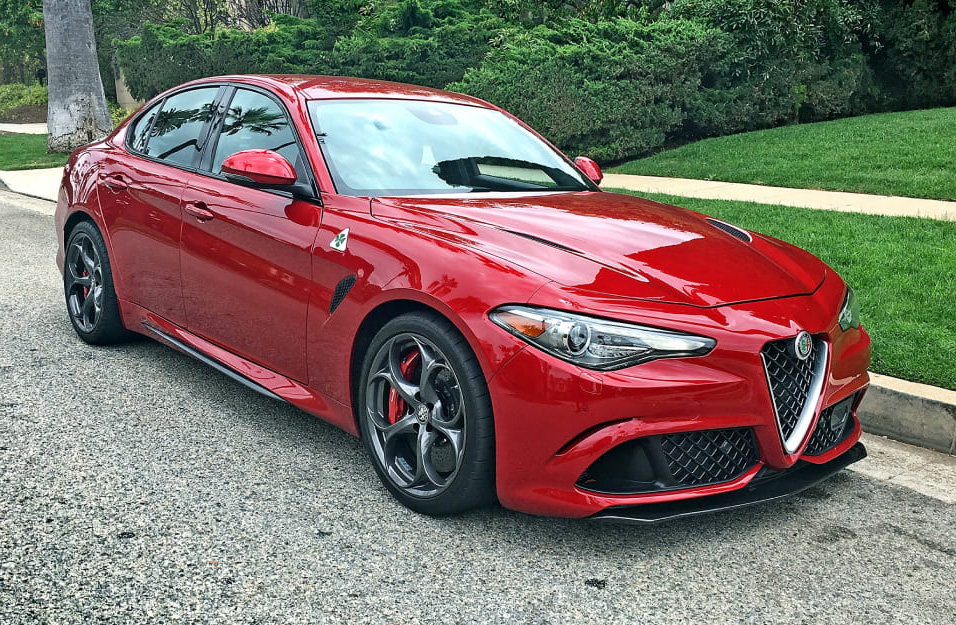 Замена аккумулятора Alfa-Romeo Giulia