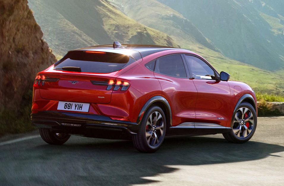 Замена аккумулятора Ford Mustang-Mach-E